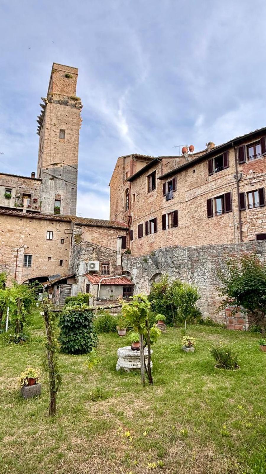 Fabio Apartments San Gimignano Exterior foto